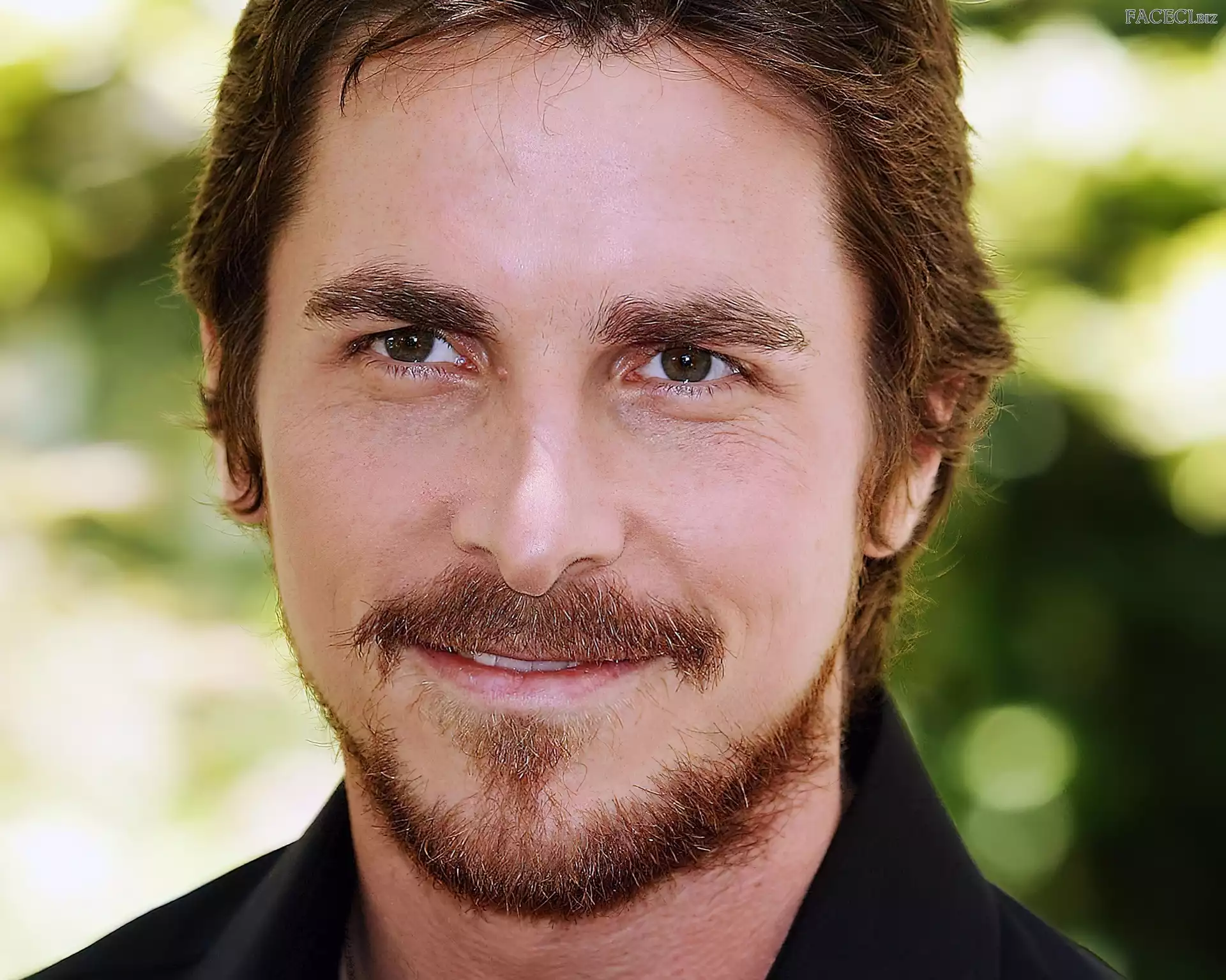 broda, Christian Bale, wąsik